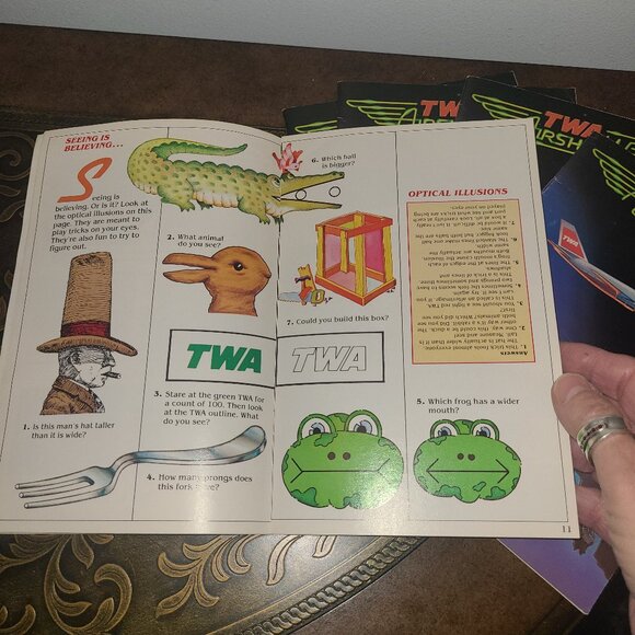 Lot of 5 TWA Airshow Vintage 1986 Activity Books Flying Memorabilia - Picture 9 of 13